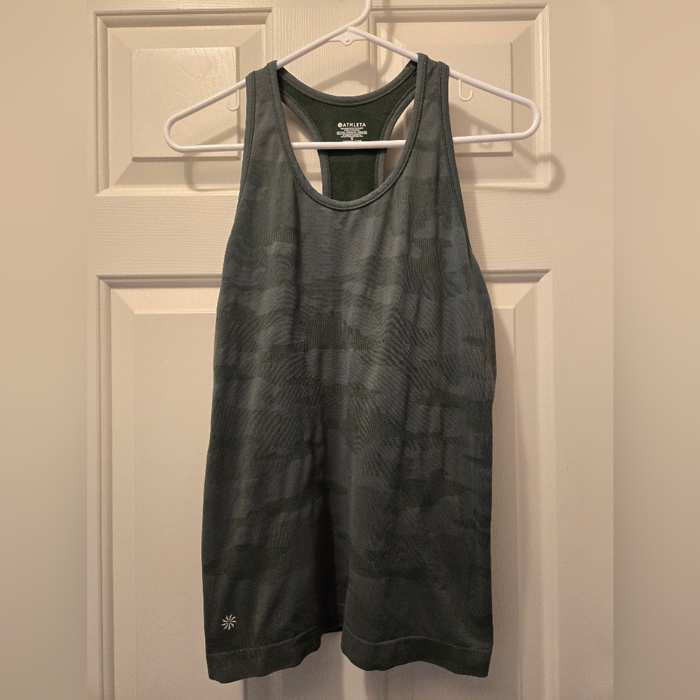 Athleta Speedlight Green Camo Racerback Tank Top Size Small